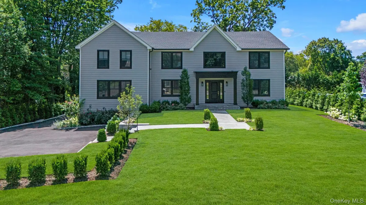 40 Hewlett Lane, Port Washington, NY 11050 - Image #1