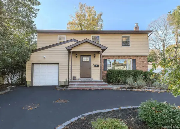 3 Earl Road, Melville, NY 11747