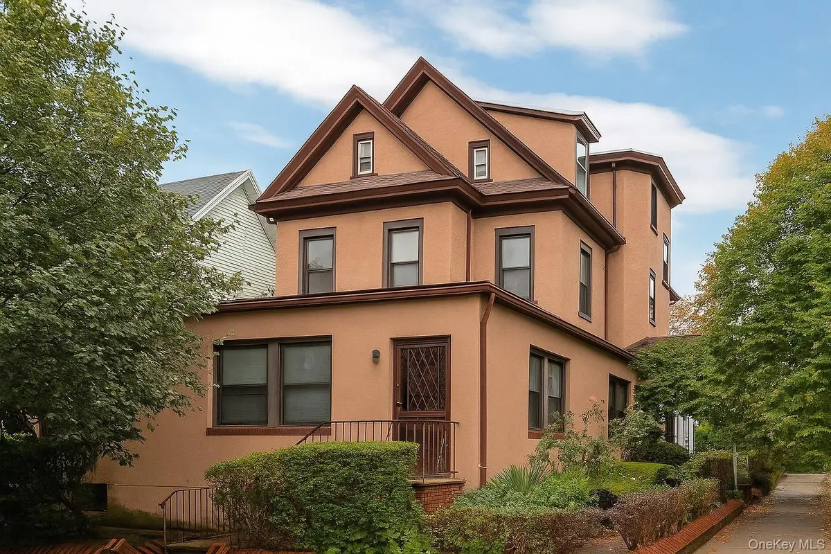 8502 96th Street, Woodhaven, NY 11421 - Image #1