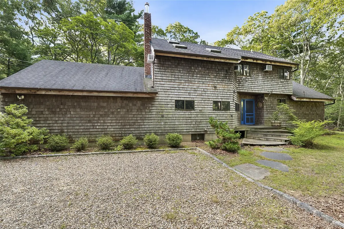 526 Hands Creek Road, East Hampton, NY 11937 - Image #1