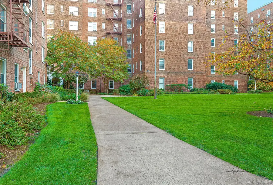 72-61 113th Street #6P, Forest Hills, NY 11375 - Image #2