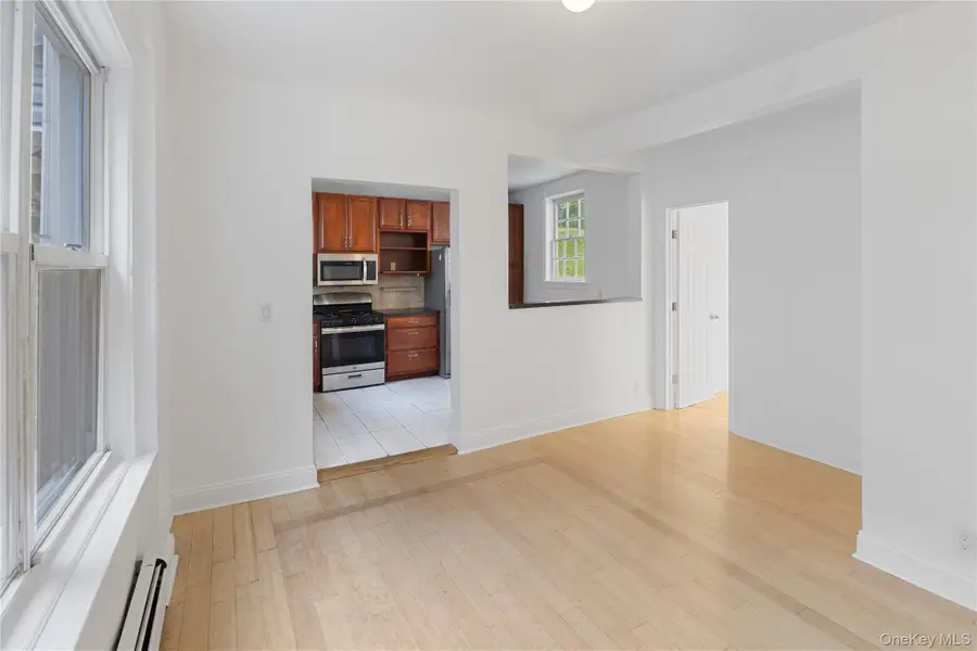 15 Desmond Avenue, Bronxville, NY 10708 - Image #3