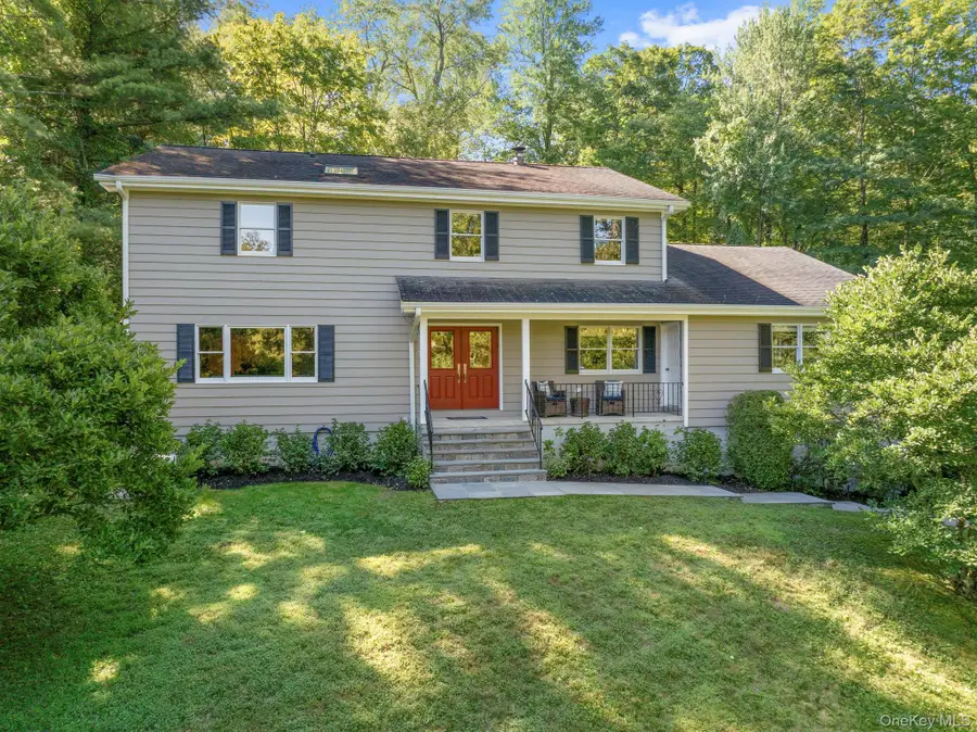 35 Whitlaw Lane, Chappaqua, NY 10514 - Image #2