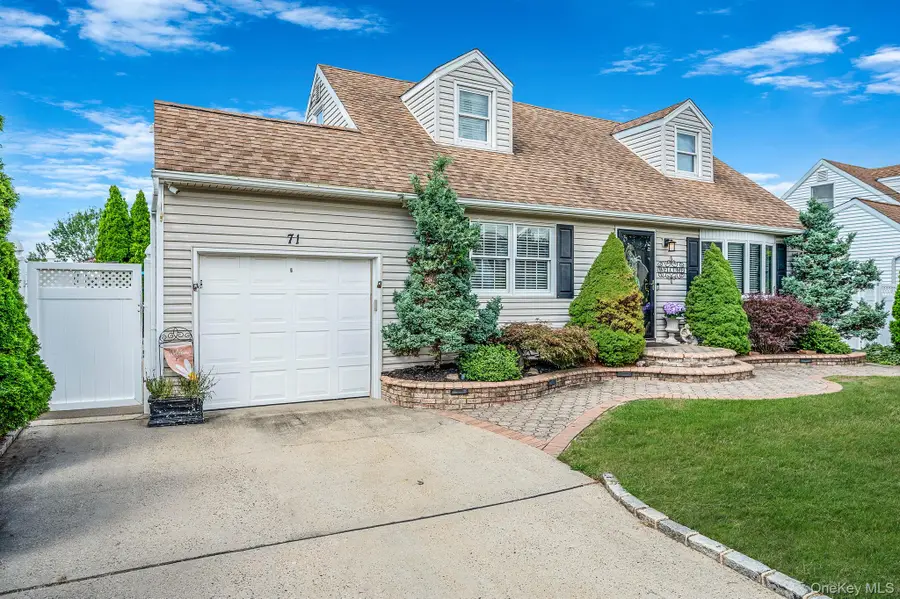 71 Rose Drive, East Meadow, NY 11554 - Image #2