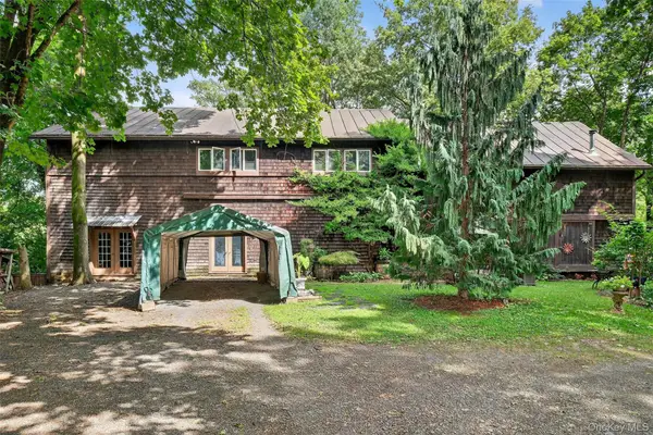 86 State Route 32 S, New Paltz, NY 12561