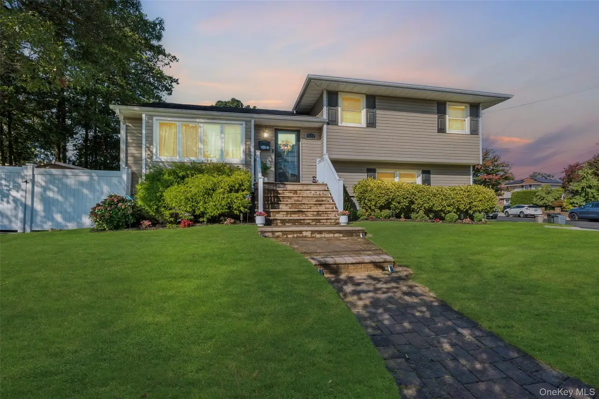 1532 Peapond Road, Bellmore, NY 11710 - Image #1