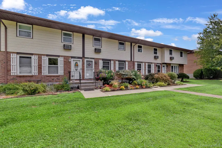 106 Parr Meadow Drive #1F, Newburgh, NY 12550 - Image #2