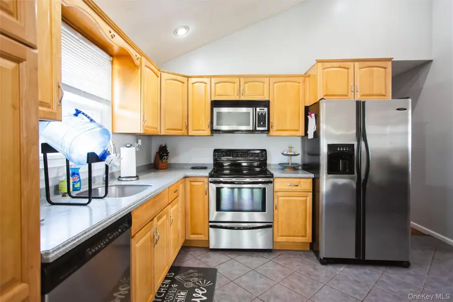 200 E Euclid Street, Valley Stream, NY 11580 - #2