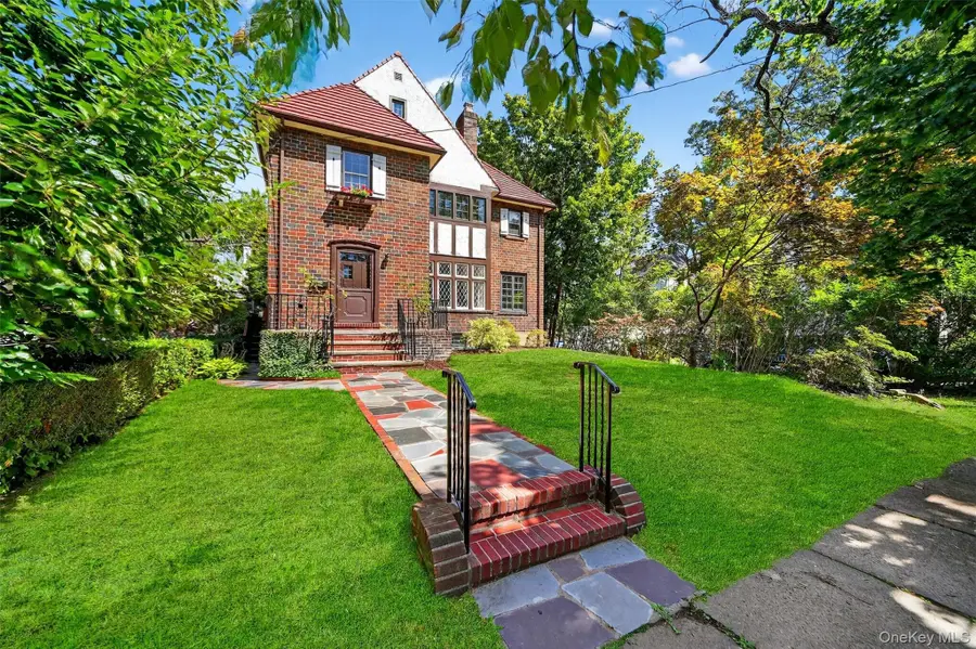 15 Park Place, Fleetwood, NY 10552 - Image #2