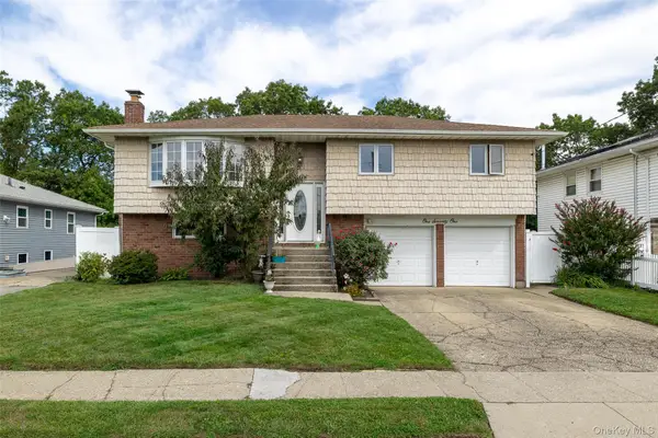 171 N Albany Avenue, Massapequa, NY 11758