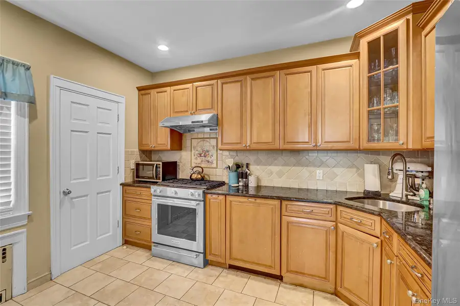 36 School Street, Malverne, NY 11565 - Image #3