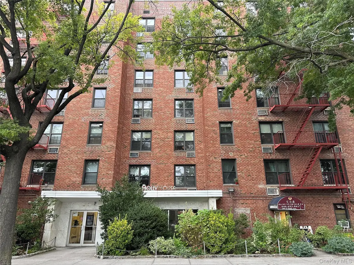 140-15 Holly Avenue #6M, Flushing, NY 11355 - Image #1