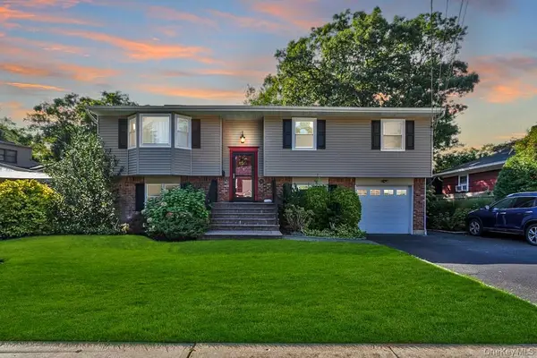 262 New Hampshire Avenue, Massapequa, NY 11758