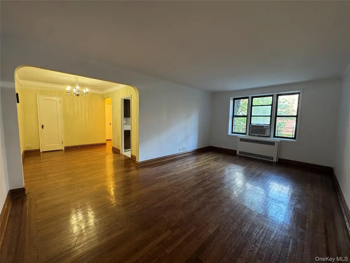 69-10 Yellowstone Blvd #115, Forest Hills, NY 11375 - Image #1