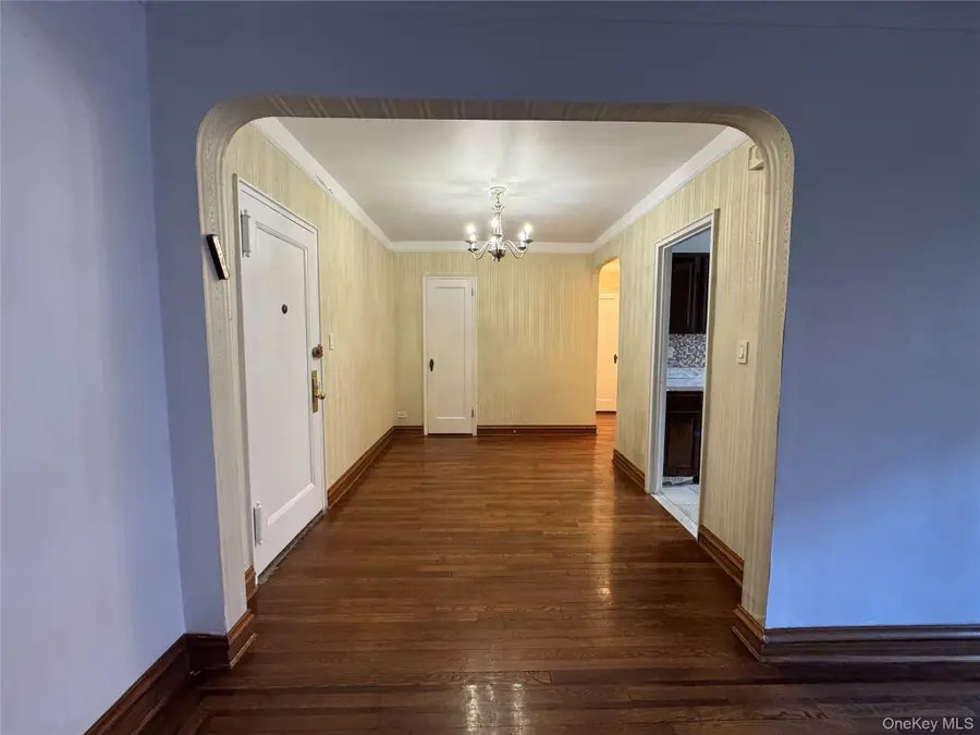 69-10 Yellowstone Blvd #115, Forest Hills, NY 11375 - Image #2