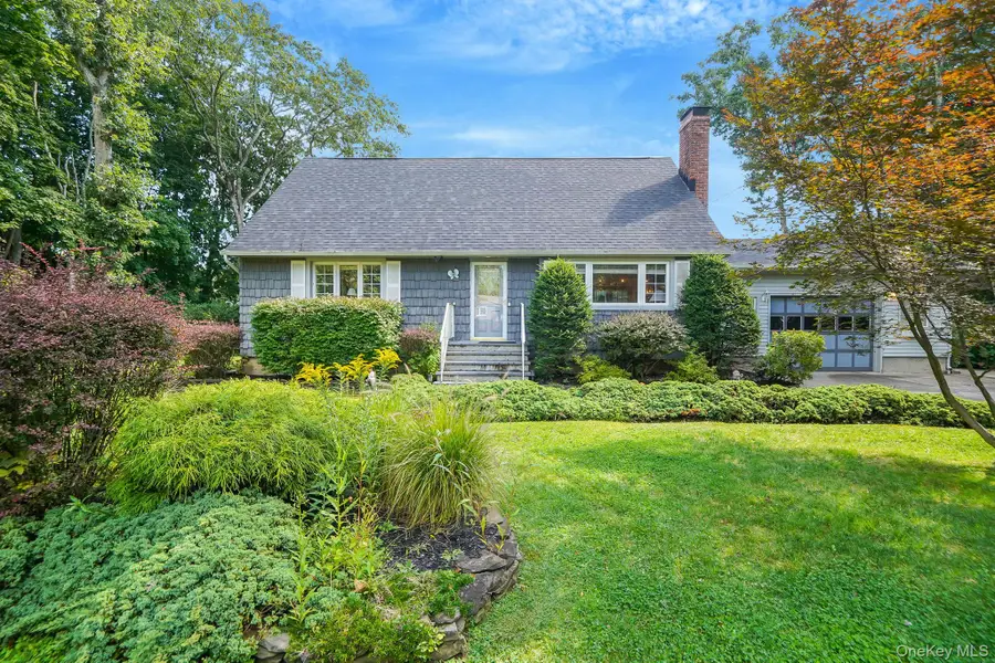 123 Parkside Avenue, Miller Place, NY 11764 - Image #2