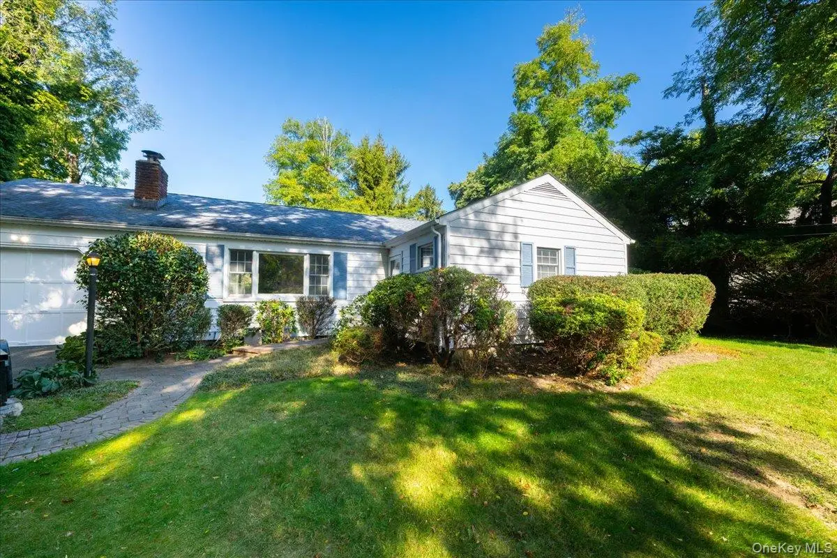 8 Oakway Drive, Stony Brook, NY 11790 - Image #1