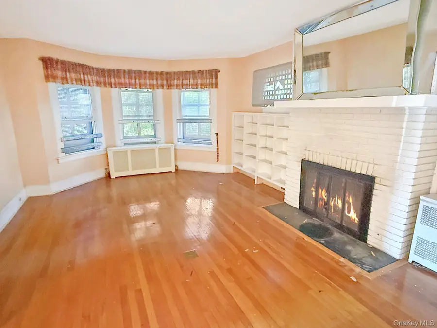 87 Brookside Avenue, Mount Vernon, NY 10553 - Image #2