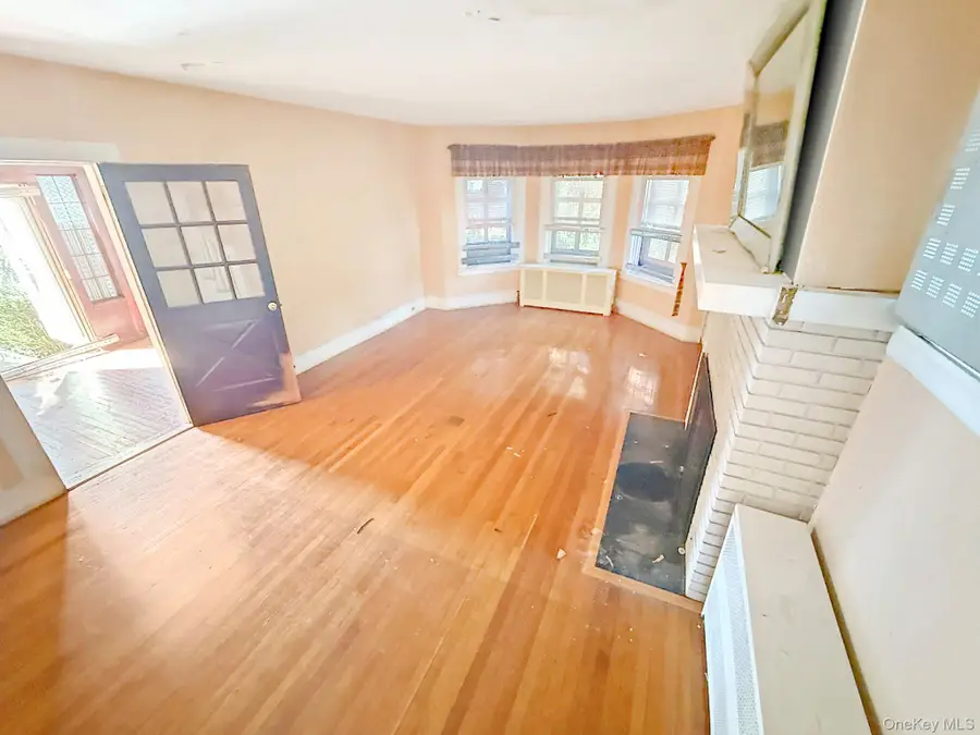 87 Brookside Avenue, Mount Vernon, NY 10553 - Image #3