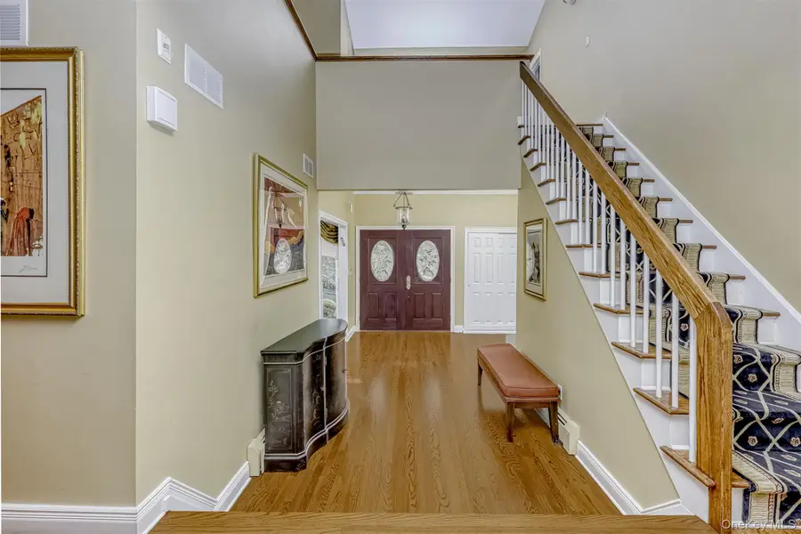 8 Kings Gate Road, Suffern, NY 10901 - Image #3