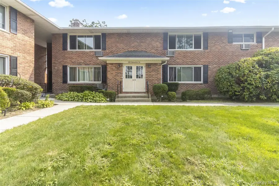 336 Edmunton Drive #L12, North Babylon, NY 11703 - Image #2