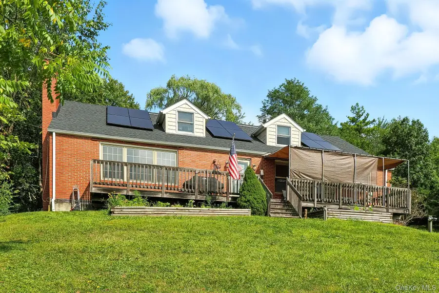 23 Robert Road, Poughkeepsie, NY 12603 - Image #2