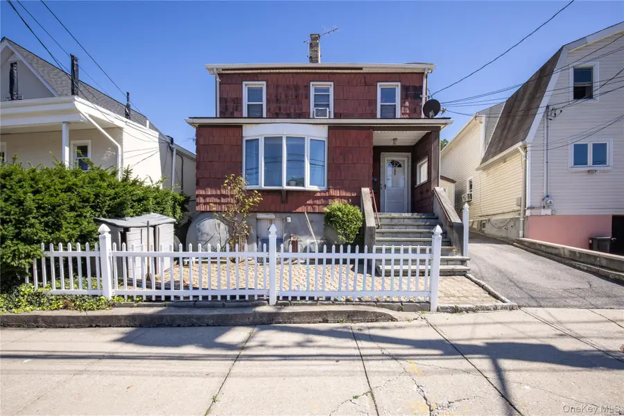 249 N Macquesten Parkway, Mount Vernon, NY 10550 - Image #2