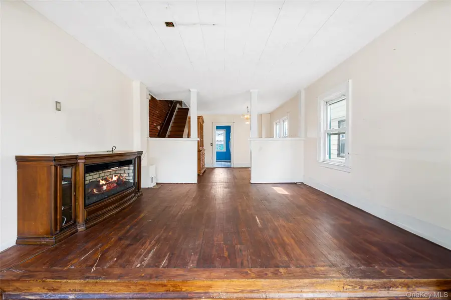 8951 121st Street, Richmond Hill, NY 11418 - Image #3