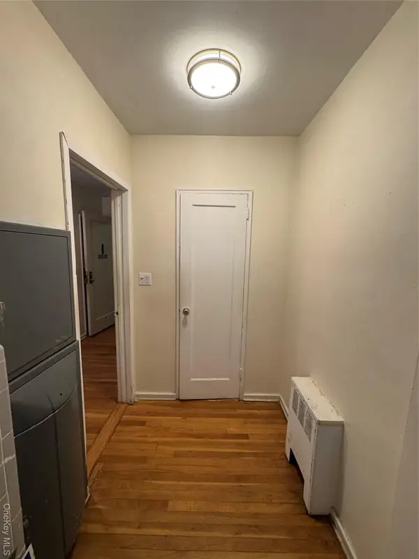 145 Smith #D4, Freeport, NY 11520