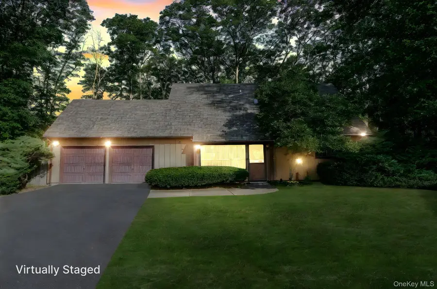 7 Birdseye Circle, Stony Brook, NY 11790 - Image #2