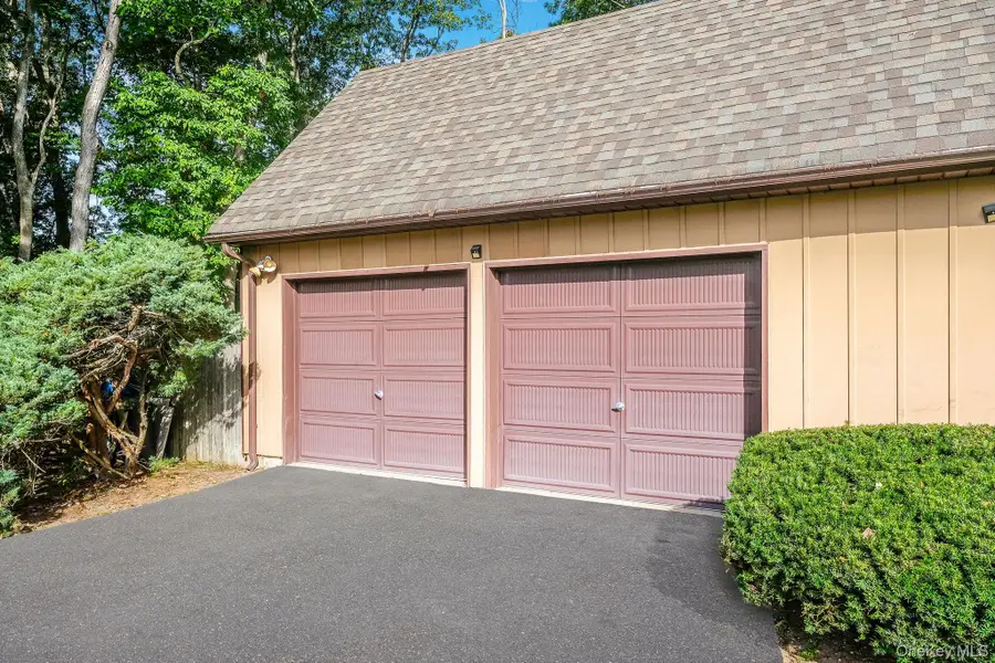 7 Birdseye Circle, Stony Brook, NY 11790 - Image #3