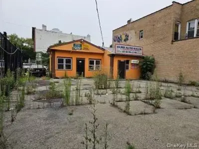 101-01 Jamaica Avenue, Richmond Hill, NY 11418 - Image #2