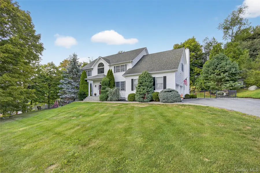 14 Meadow Crest Drive, Mahopac, NY 10541 - Image #2