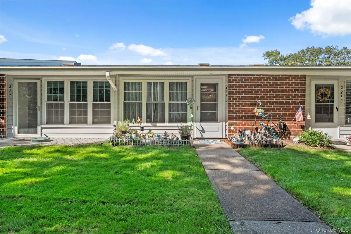 227 Blackpool Court #D, Ridge, NY 11961 - Image #1