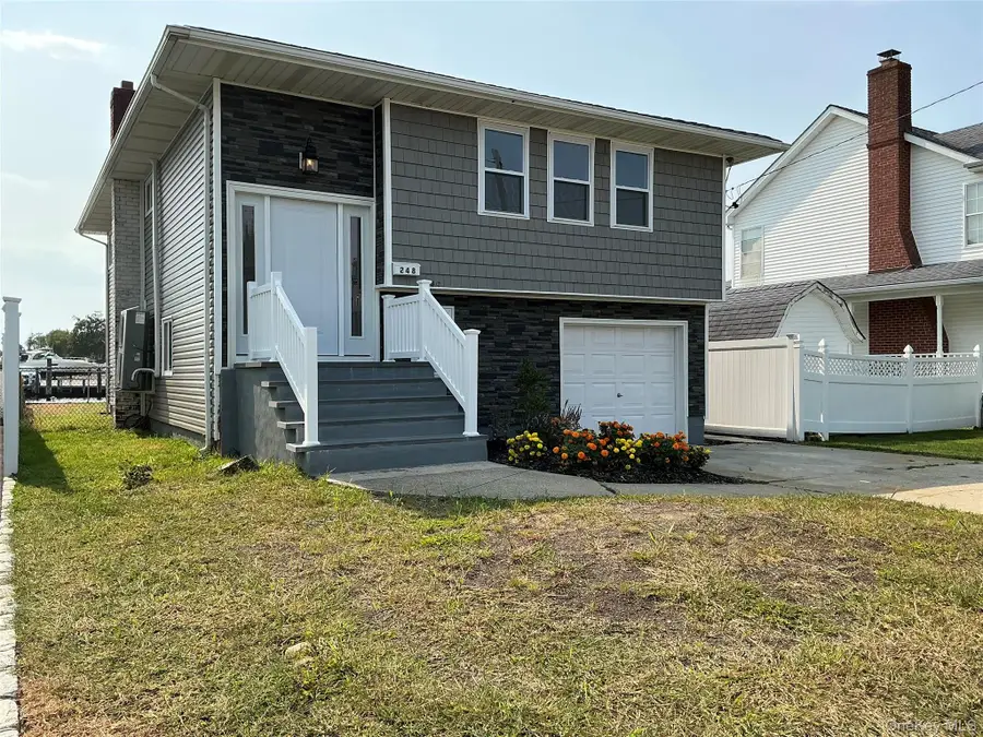 248 E Shore Road E, Lindenhurst, NY 11757 - Image #2