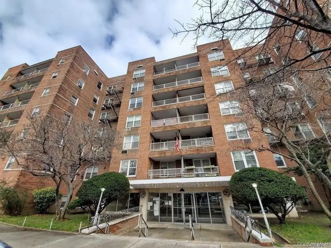 6011 Broadway #1M, Woodside, NY 11377 - Image #1