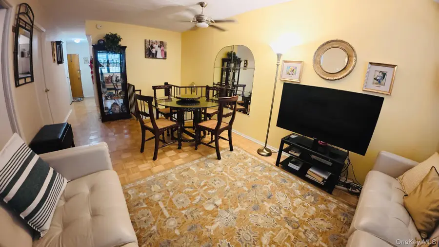 68-09 242nd Street #33A, Little Neck, NY 11362 - Image #3