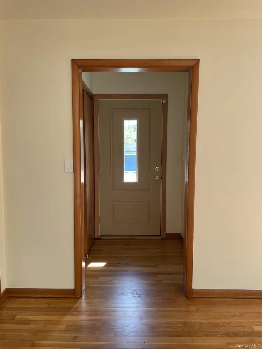 15 Arlington Court, Montrose, NY 10548 - Image #2