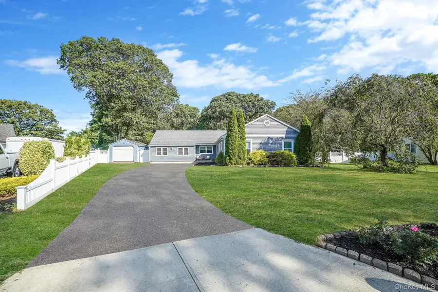 9 Carston Street W, Selden, NY 11784 - Image #2