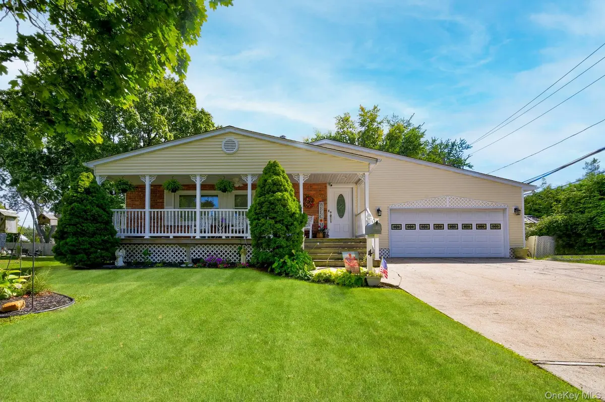 4 E Hill Drive, Smithtown, NY 11787 - Image #1