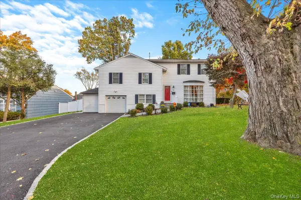 75 Shirley Lane, White Plains, NY 10607