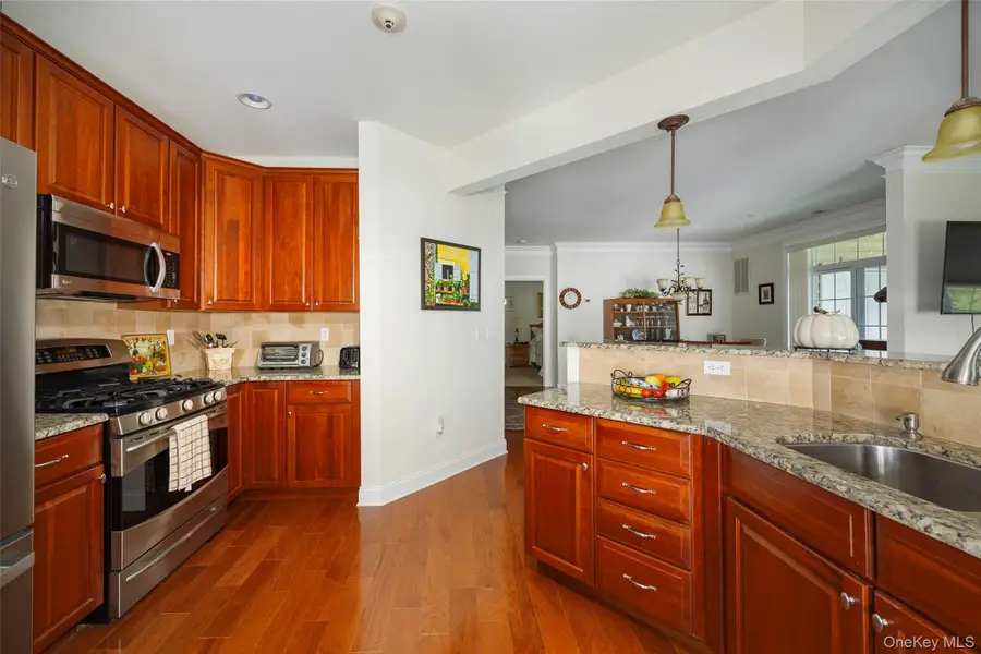 334 Regency Drive, Fishkill, NY 12524 - Image #3