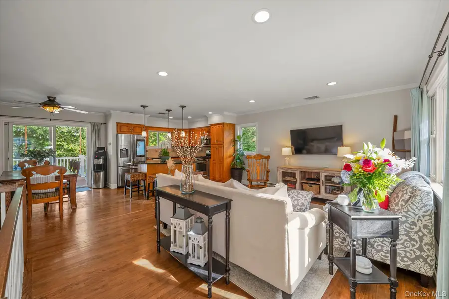 39 Graney Court, Pearl River, NY 10965 - Image #2