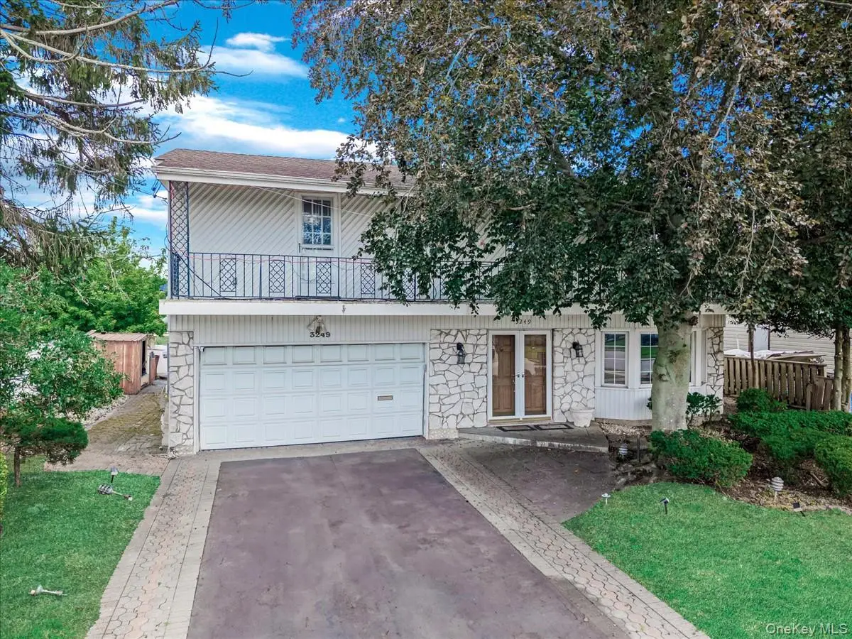 3249 Wolfson Drive, Baldwin, NY 11510 - Image #1