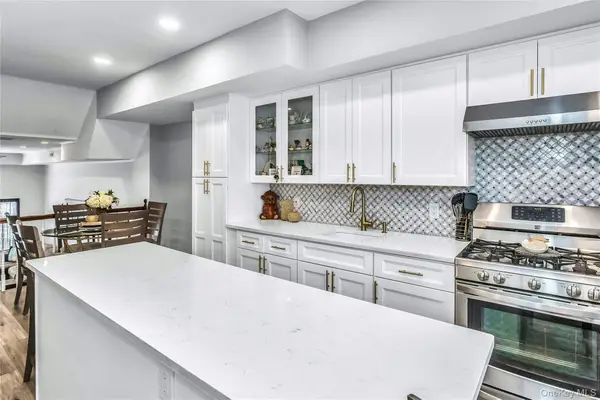 102 Burgher Avenue, Staten Island, NY 10304