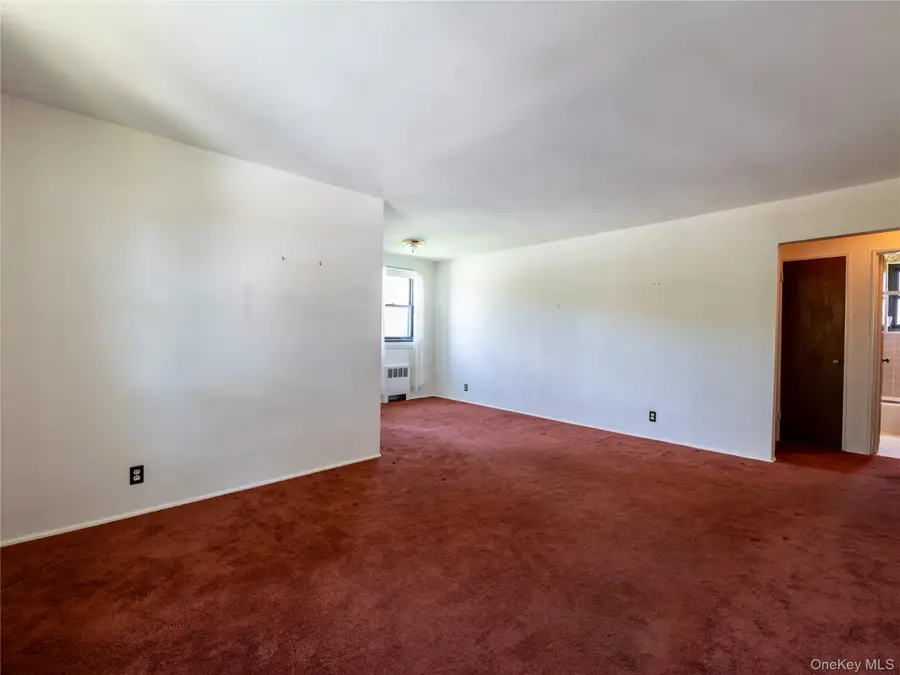 244-16 57 Drive #2nd Floor, Douglaston, NY 11362 - Image #3