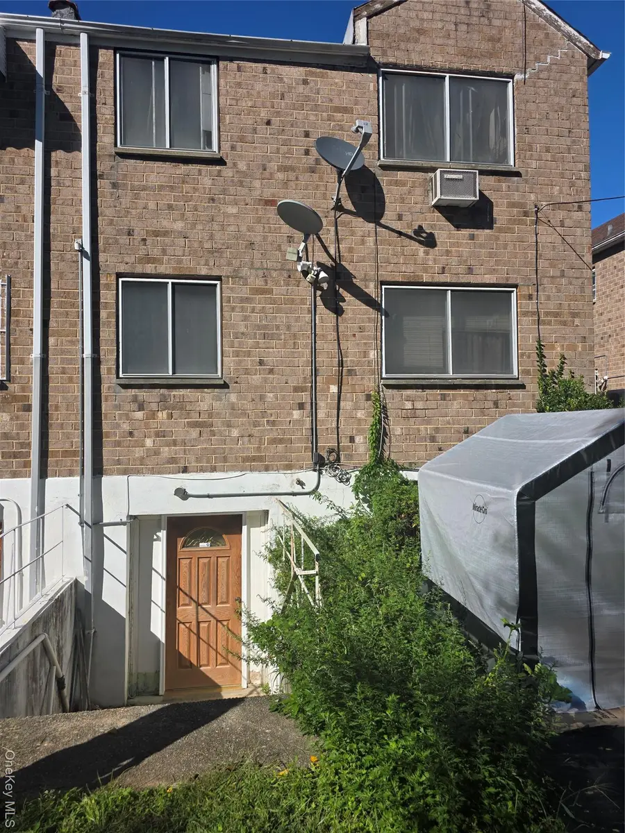 186-46 139th Avenue, Springfield Gardens, NY 11413 - Image #2