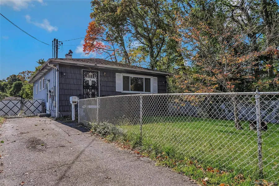 92 Grand Boulevard, Wyandanch, NY 11798 - Image #2