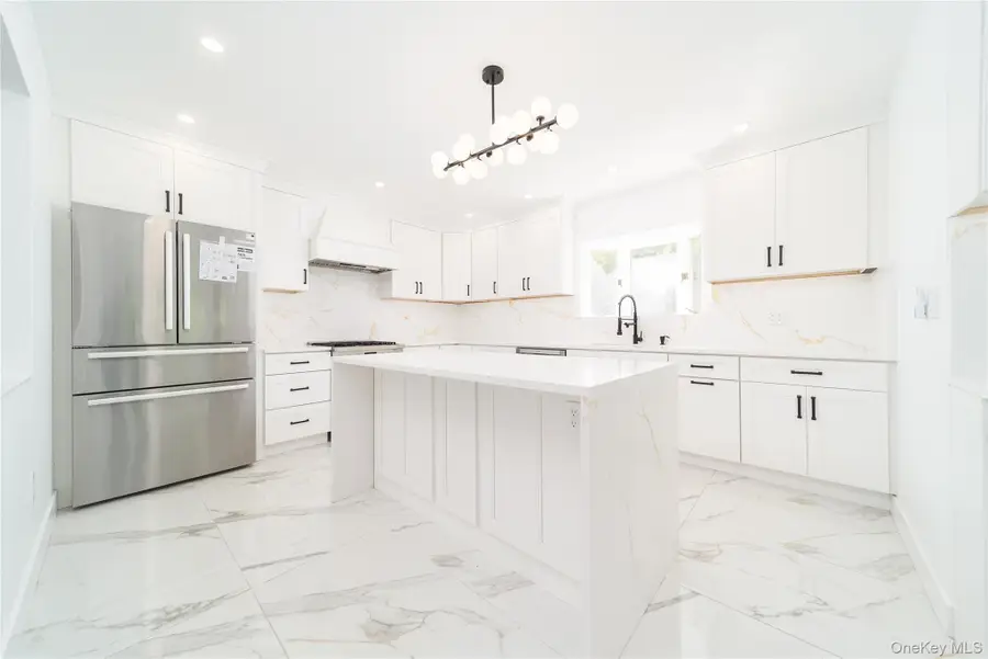 8632 Midland Parkway, Jamaica, NY 11432 - Image #3