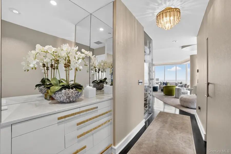 5 Renaissance Square #PH9E, White Plains, NY 10601 - Image #2